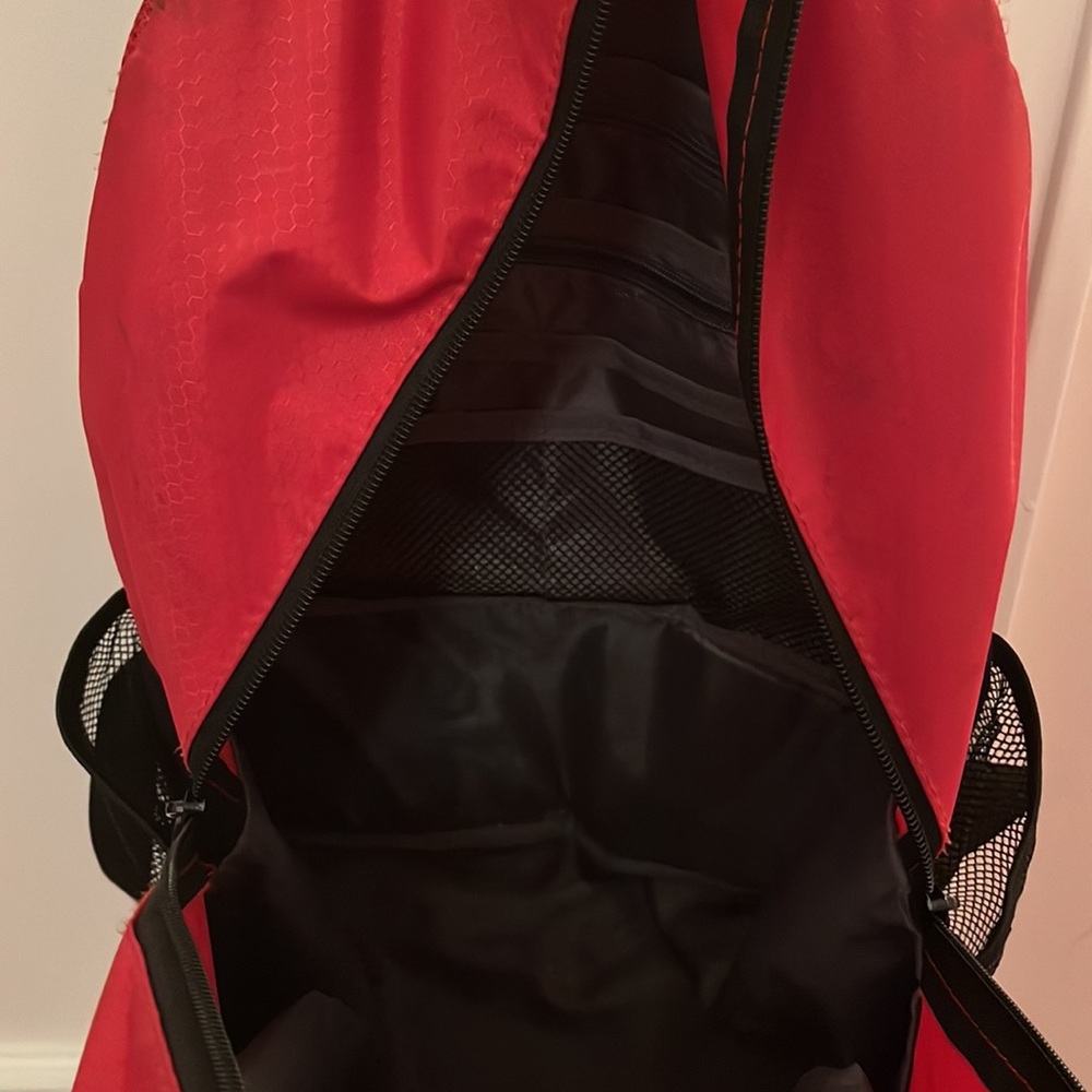 RED SOCCER BAG - Picture 2 of 4